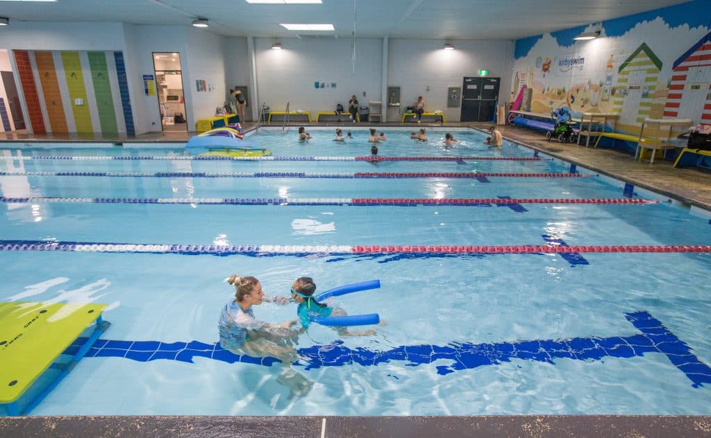 Beginner swimming lessons Perth
